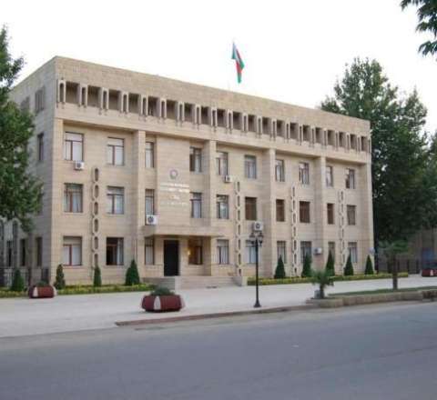 İcra hakimiyyətində dava – Vəzifəli şəxs başçının müavininə hücum etdi  