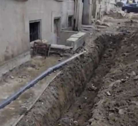 “İki həftəyə yaxındır yolumuzu qazıb gediblər” - VİDEO 