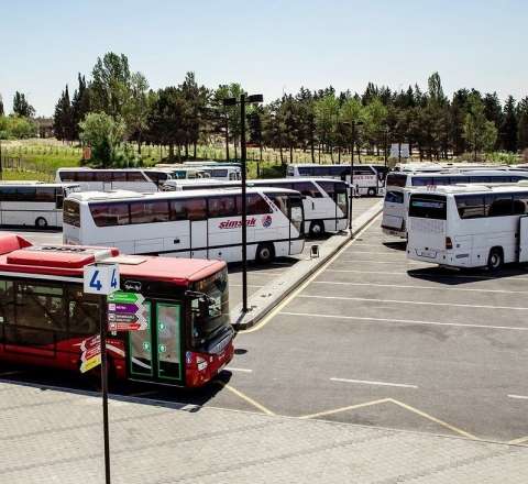 15 dəqiqəlik yolu 4 dəqiqəyə gedirlər – AYNA zolaq narazılığı ilə razılaşmadı 