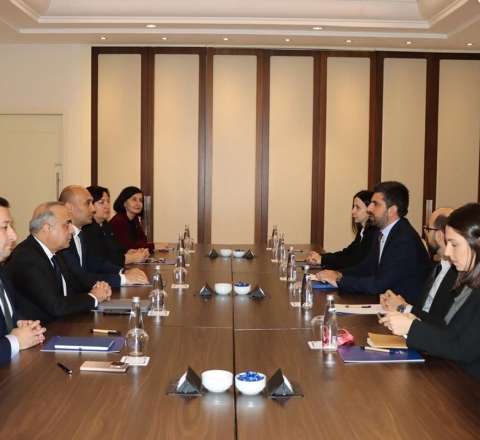 Azərbaycan və Ermənistan parlament nümayəndə heyətləri görüşdü – FOTO 