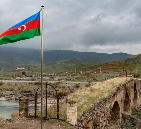 Quru sərhədlər əbədiyyətə qədər bağlı qala bilməz - Açıqlama  