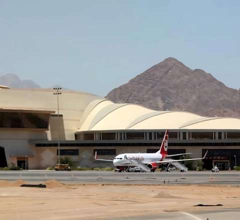 Azərbaycanlılar Misirdə hava limanında qaldılar - Səyahət şirkətindən AÇIQLAMA 