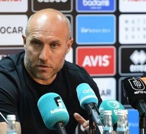 "Neftçi" Samir Abasovu istefaya göndərdi 