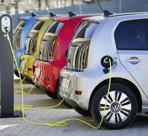 İqtisadçıdan cərimələrlə bağlı sərt etiraz 