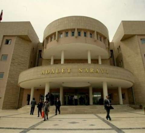 Türkiyədə məhkəmə binasında partlayış – Yaralılar var 