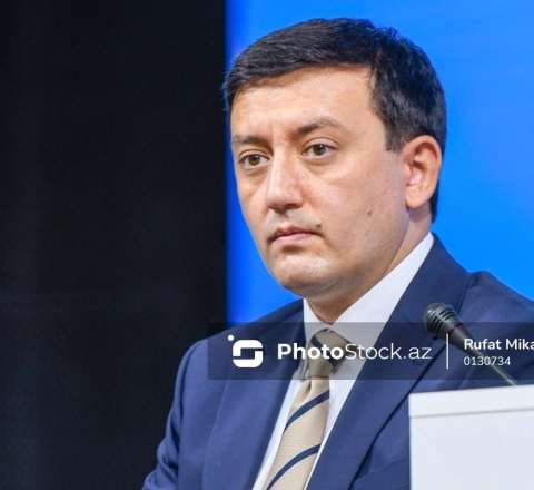 Özbəkistanlı deputat Naxçıvanda babasının məzarını ziyarət etdi 