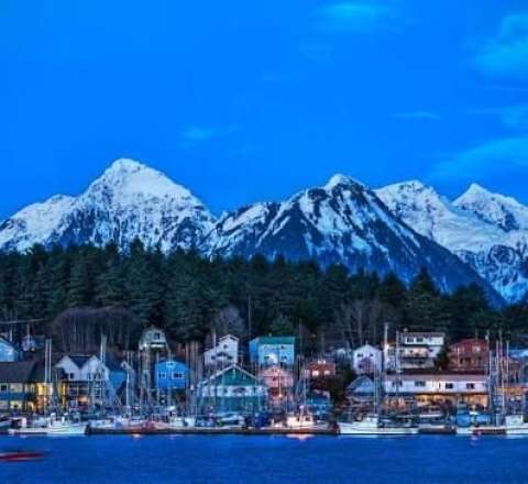 Alyaskada güclü zəlzələ oldu 