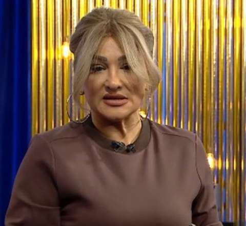 "Verilişimə 10 mühafizəçi ilə gəlirsiniz, nə olur ki?" 