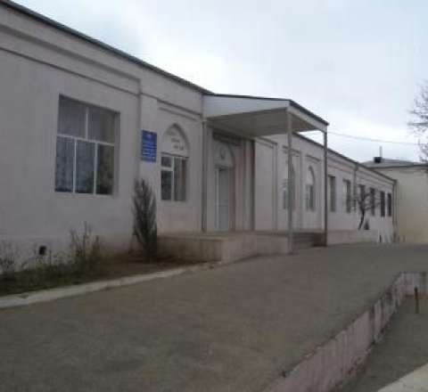 1-ci sinif şagirdi məktəbin həyətində öldü – Xəstə idi 