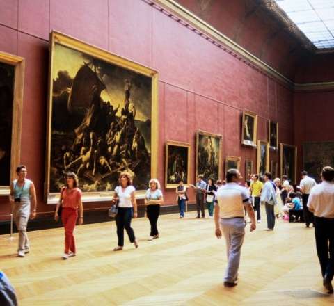 Luvr qiymətləri 45 faiz qaldırdı – Yerli oğruların zərərini əcnəbi turistlər ödəyəcək 