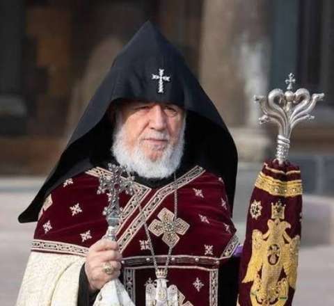 II Qareginin qardaşı və onun oğlunun həbs müddəti uzadıldı 