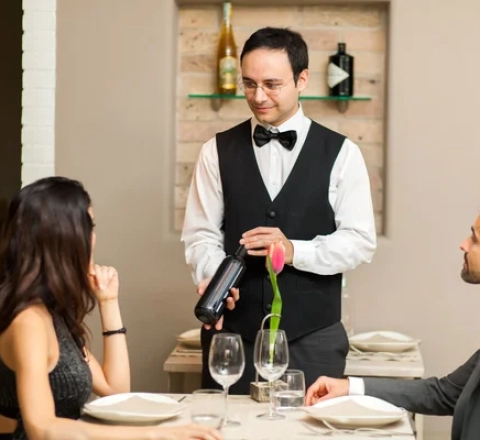 “Restoranlardakı servis haqqı ləğv edilə bilər” – AHRA 