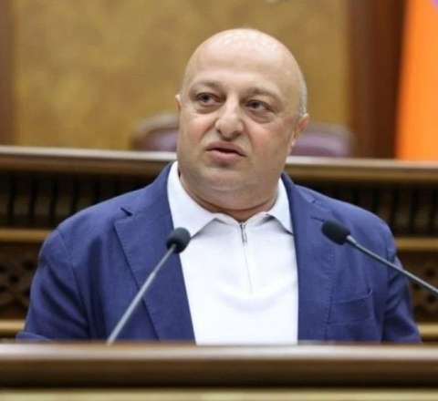 Ermənistanda müxalif deputat həbsdən azad edildi 