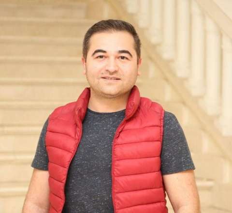 "Elşad Xose adıma telefon götürüb, ödənişini etməyib" 