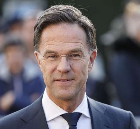 Rütte: Ukrayna NATO-ya doğru dönməz bir yoldadır 