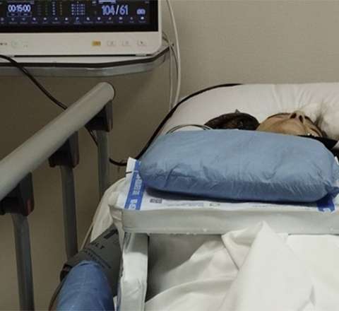 Evə buraxılandan bir gün sonra öldü – "Əməliyyatı həkimin köməkçi edib" 