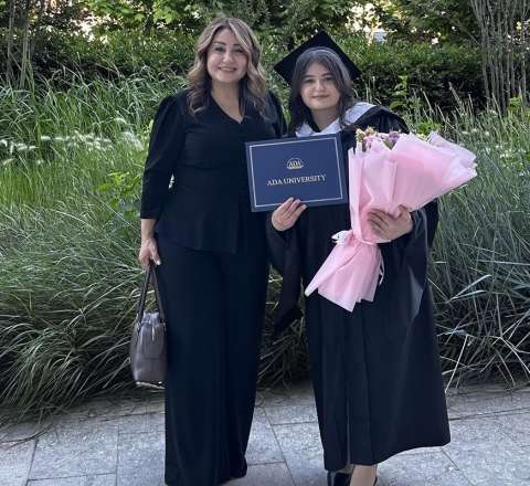 Yanğında xəsarət alan qız komadan ayıldı 