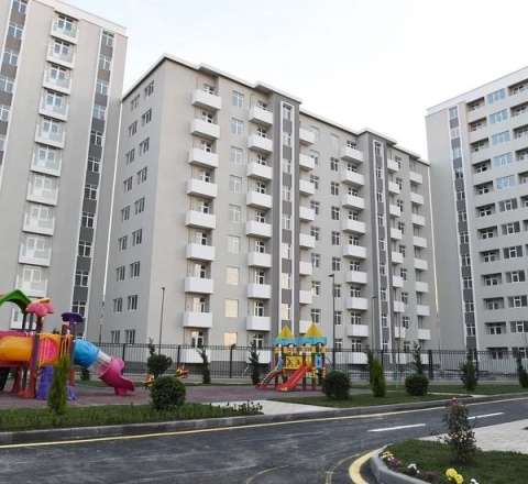 627 mənzil 1 dəqiqə necə satıldı? – Saytın donması və internetin sürəti narazılıq doğurdu 