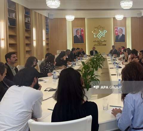 Yazıçılara müjdə – Dövlət mükafatı 50 min manat olacaq 