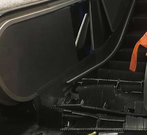 Eskalator hadisəsində yaralananların vəziyyəti açıqlandı 