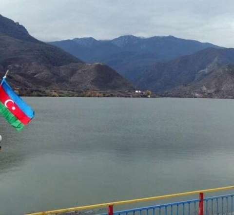 Suqovuşanda 65 min manatlıq ticarət mərkəzi tikiləcək 