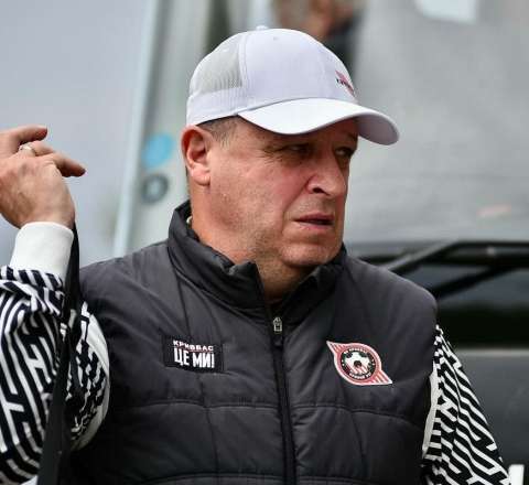 “Neftçi”nin yeni baş məşqçisi Bakıya gəldi 