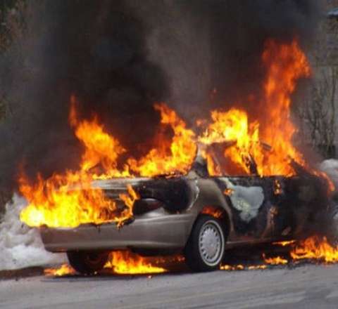 Masazırda “BMW” alışdı - Ölən və yaralananlar var 