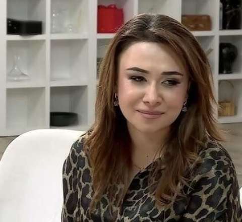 "Anam bilir ki, atamı sevmirəm" 