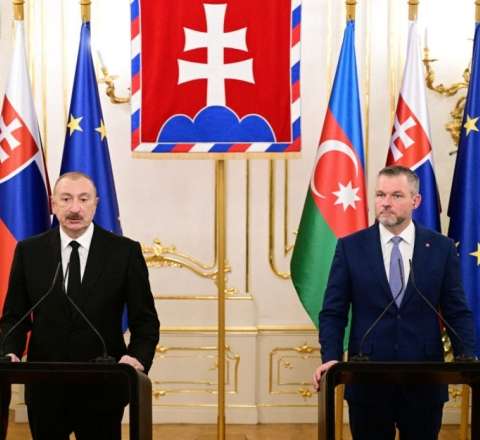 Prezidentləri mətbuata bəyanatlarla çıxış etdilər 