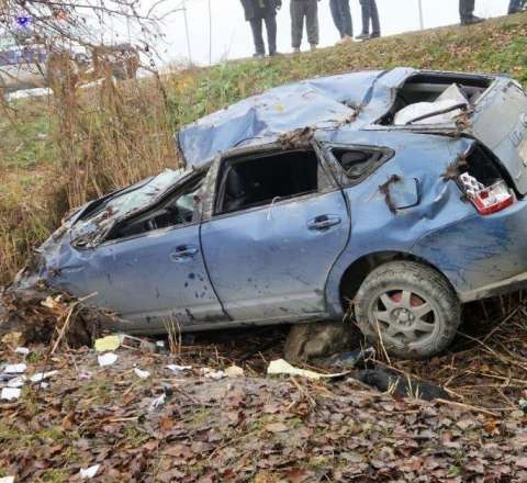 Zərdabda ağır yol qəzası – Baba və nəvə həlak oldu, yaralılar var – FOTO 