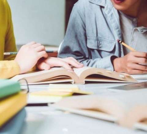 Pul ver, dərs keç - Məktəblərdə gizli repititor oyunu ifşa olunu - VİDEO 