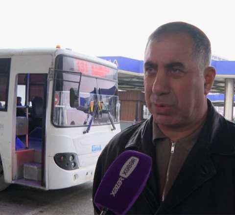 Sürücü sərnişinləri yarı yolda düşürdü – Səbəb nə idi? – VİDEO 