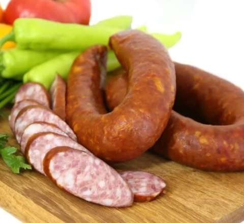 Kolbasa 2 ağır xəstəliyə səbəb olur  – Həkim
