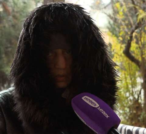 Əri və bacısı evinə buraxmır – Küçələrdə gecələyən qadının acı taleyi – VIDEO 