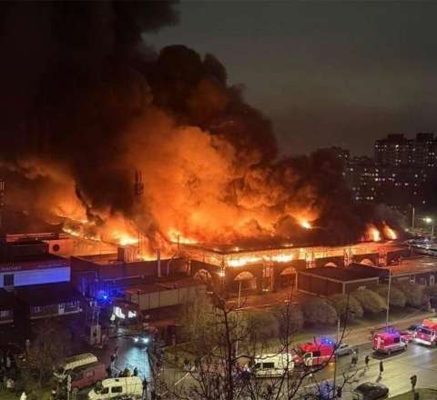 Rusiyada azərbaycanlıların çalışdığı bazar yandı – 1 nəfər həlak oldu – VİDEO 