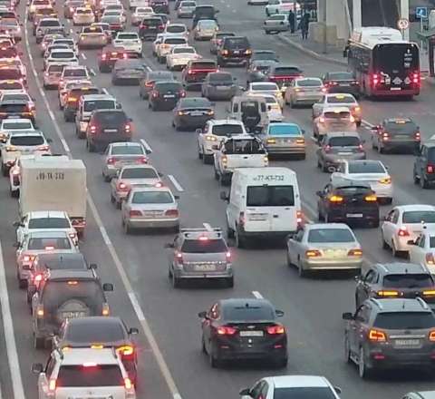 Bu yollarda tıxac var – SİYAHI 