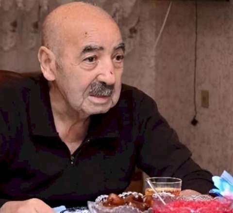 Tanınmış şair vəfat etdi 