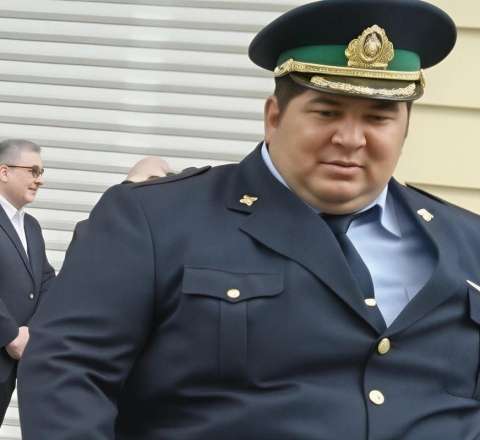 Gömrük generalı təqaüdə göndərildi 