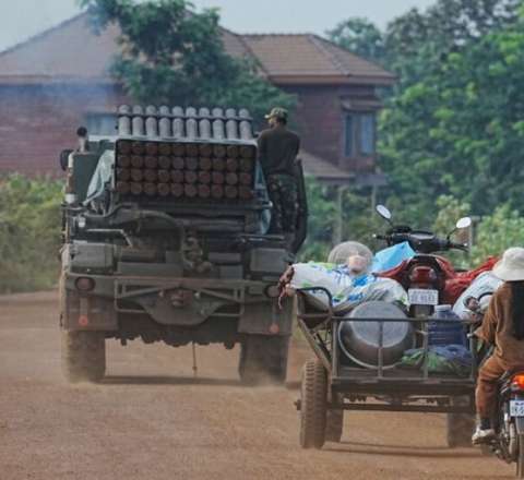 Kambocada 130 minə yaxın uşaq didərgin düşdü 