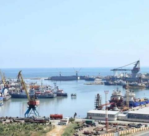 “Bibiheybət” Gəmi Təmiri Zavodunun işçiləri digər zavodlara köçürüləcək 