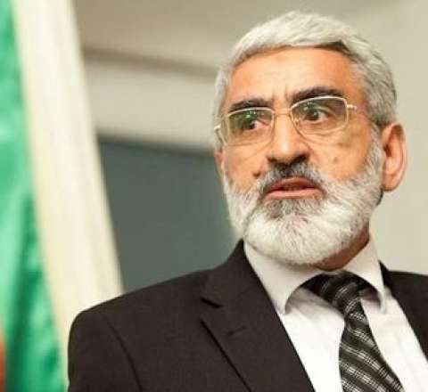 Sumqayıtda meyiti aşkarlanan gənc partiya sədrinin nəvəsidir 