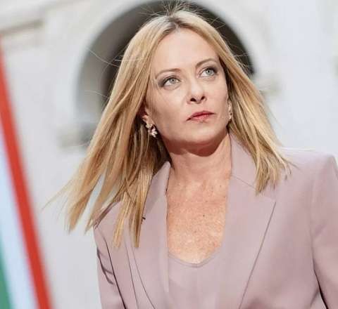 Əsgərlərimizi Ukraynaya göndərmək niyyətində deyilik” - Meloni 