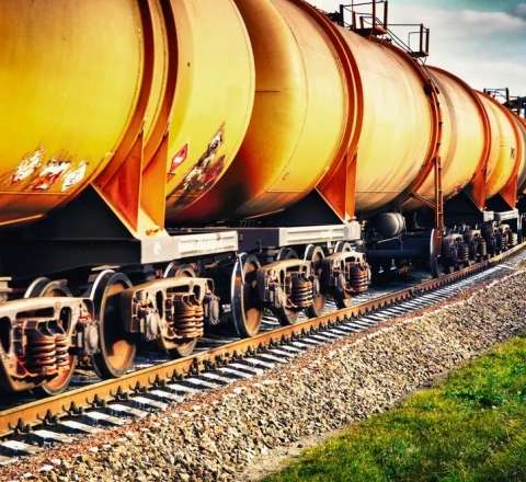 “Miqyas baxımından böyük məbləğ deyil” – İqtisadçı Bakının İrəvana neft ixracından danışdı 