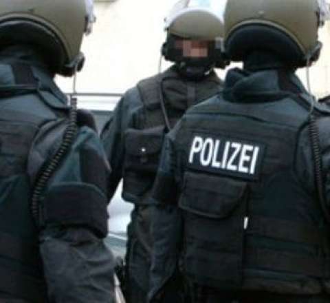 6 il axtarışda olan azərbaycanlı Almaniyada saxlanıldı - FOTO 