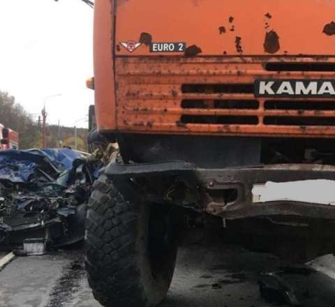 Goranboyda qəza – İki yük maşını toqquşdu – VİDEO 