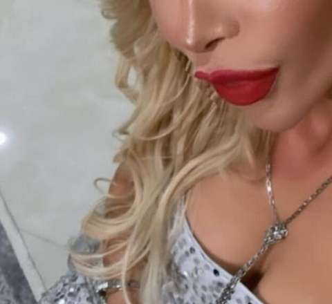 "Məni 19 yaşımda əqli qüsurlu oğlana ƏRƏ VERDİLƏR" - VİDEO 