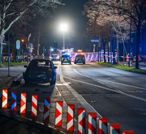 Azərbaycanlı sürücü Almaniyada qəza törətdi – İki avtomobili əzdi, üç nəfər yaraladı – FOTO 