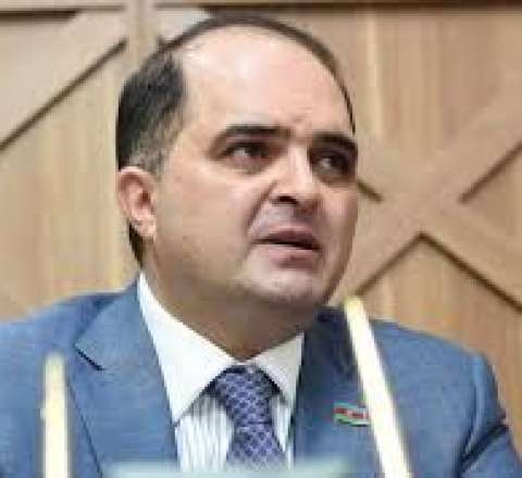 Həkimlərin hərbi xidməti könüllü olsun – Millət vəkilindən təklif 