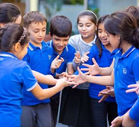 Ən ucuzu 2,500, bahalısı 54,900 – Özəl məktəblərdə dodaquçuqladan qiymətlər 