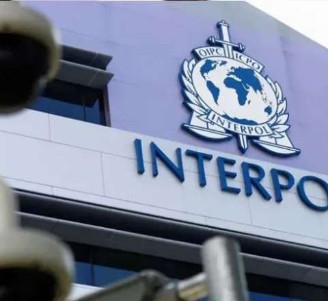 "Gömrük işi" ilə bağlı 11 nəfər beynəlxalq axtarışa verildi 